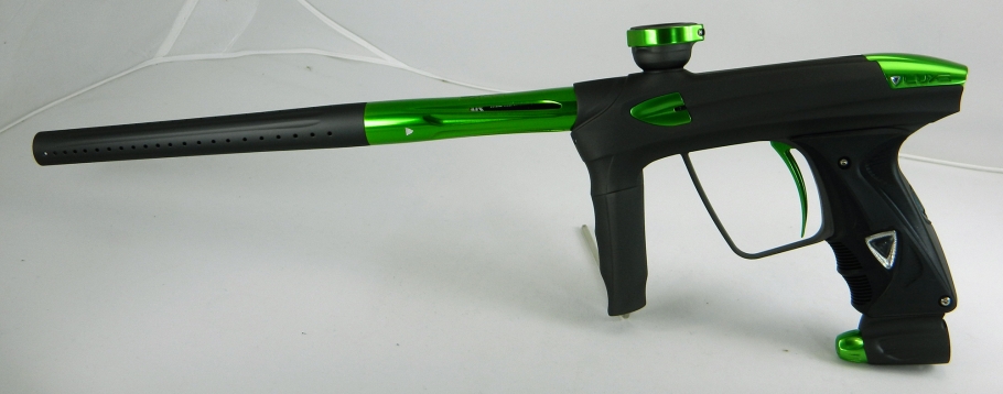 DLX Luxe 2.0 Dust Black with Gloss Green Accents